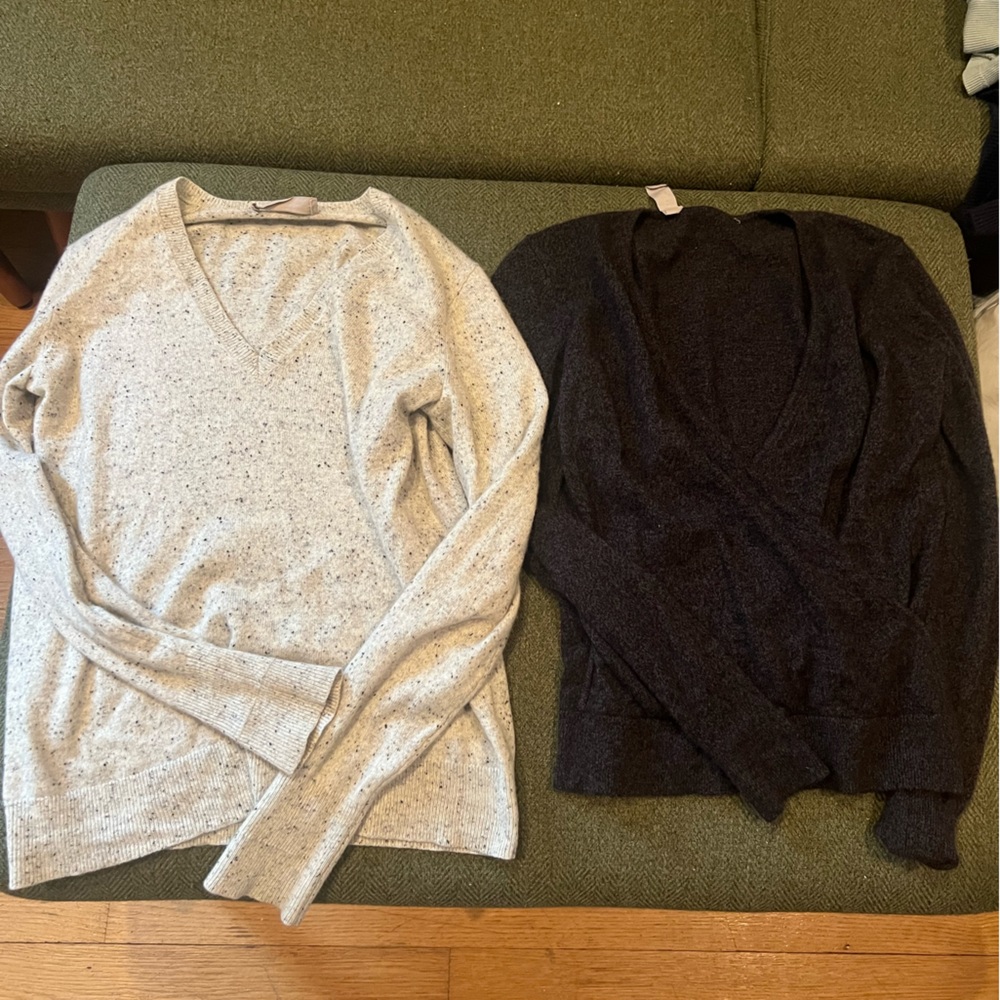 Two Everlane cashmere sweaters